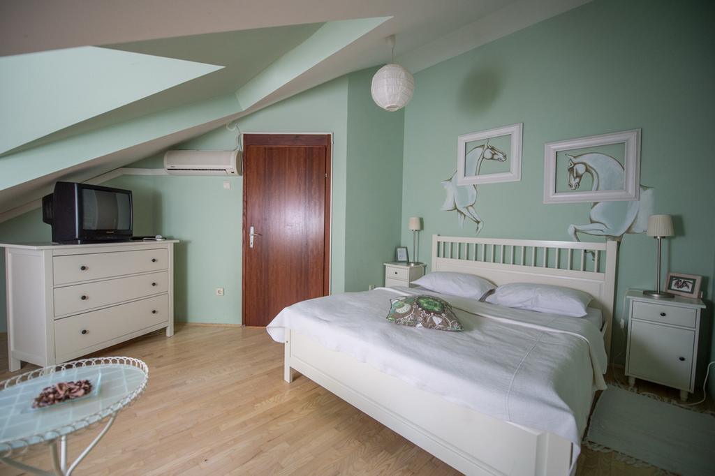 Guesthouse Trajbar Team Запрешич Номер фото